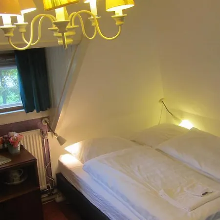 Zomerdijk Bed & Breakfast 3*