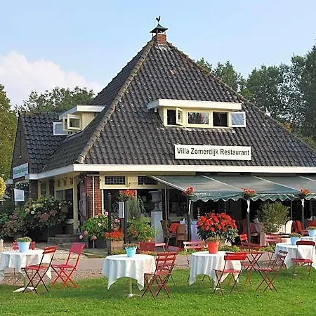 Bed & Breakfast Zomerdijk 3*